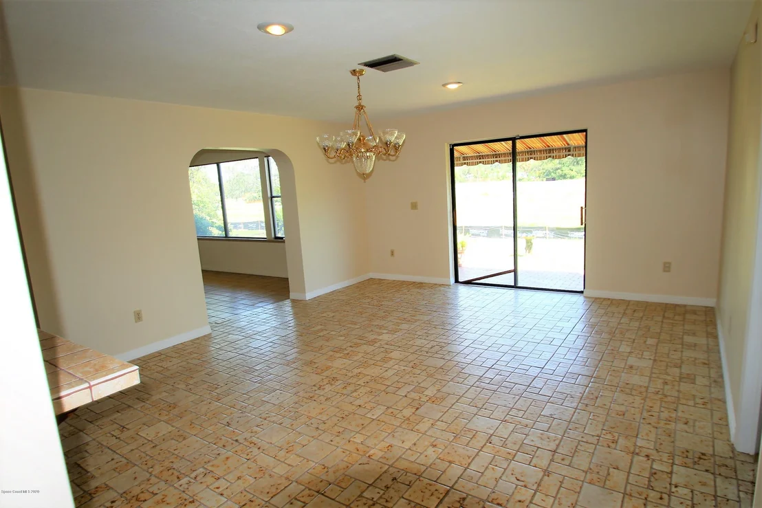Photo of 790 Montclair Road NE