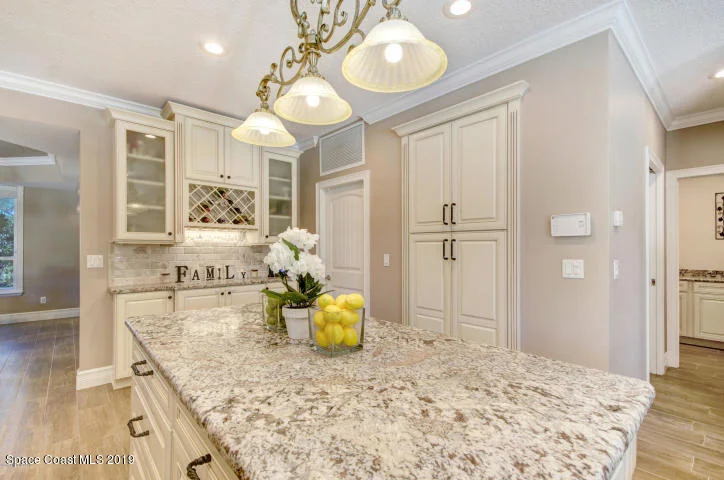 Photo of 661 Nightingale Drive