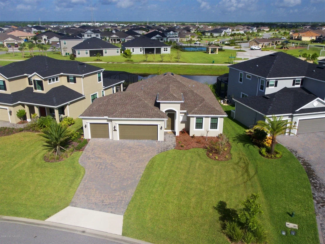 Photo of 7562 Cislo Court