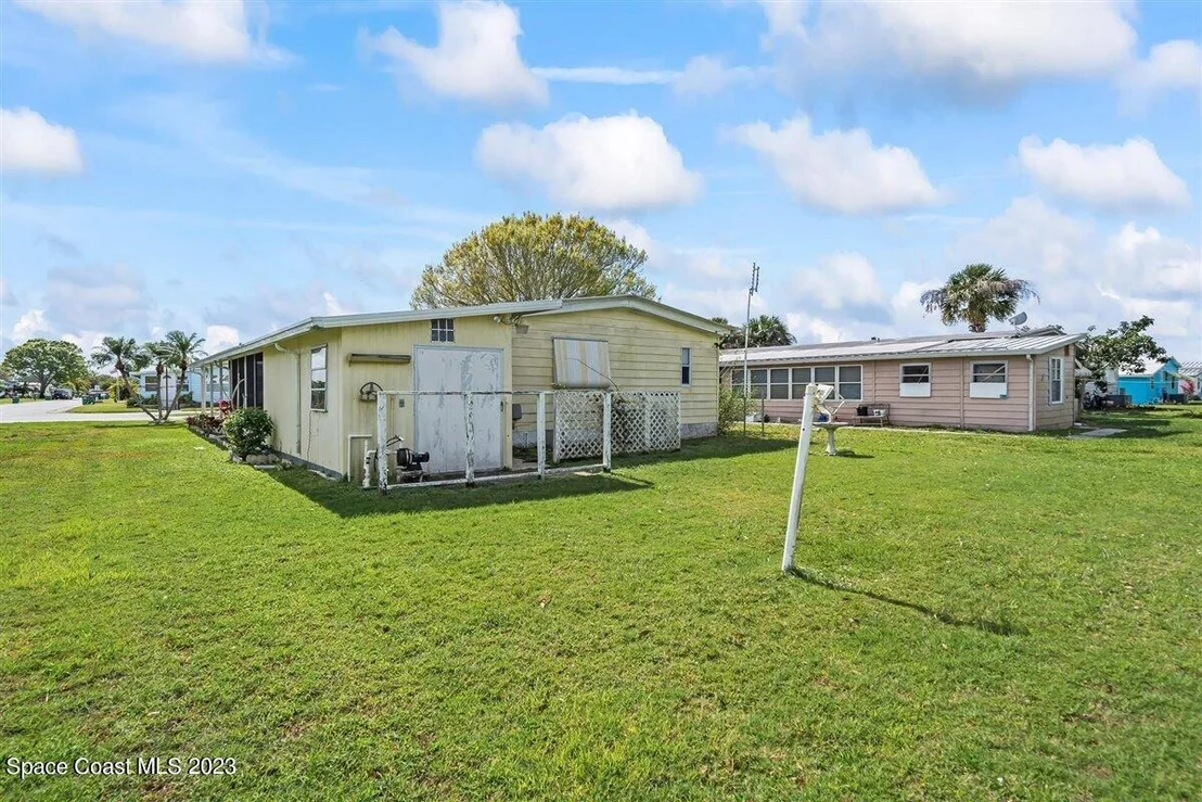 Photo of 4500 Gail Boulevard