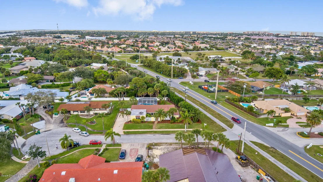 Photo of 304 Sand Pine Road