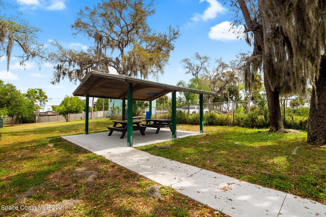 Photo of 211 Broadview Drive