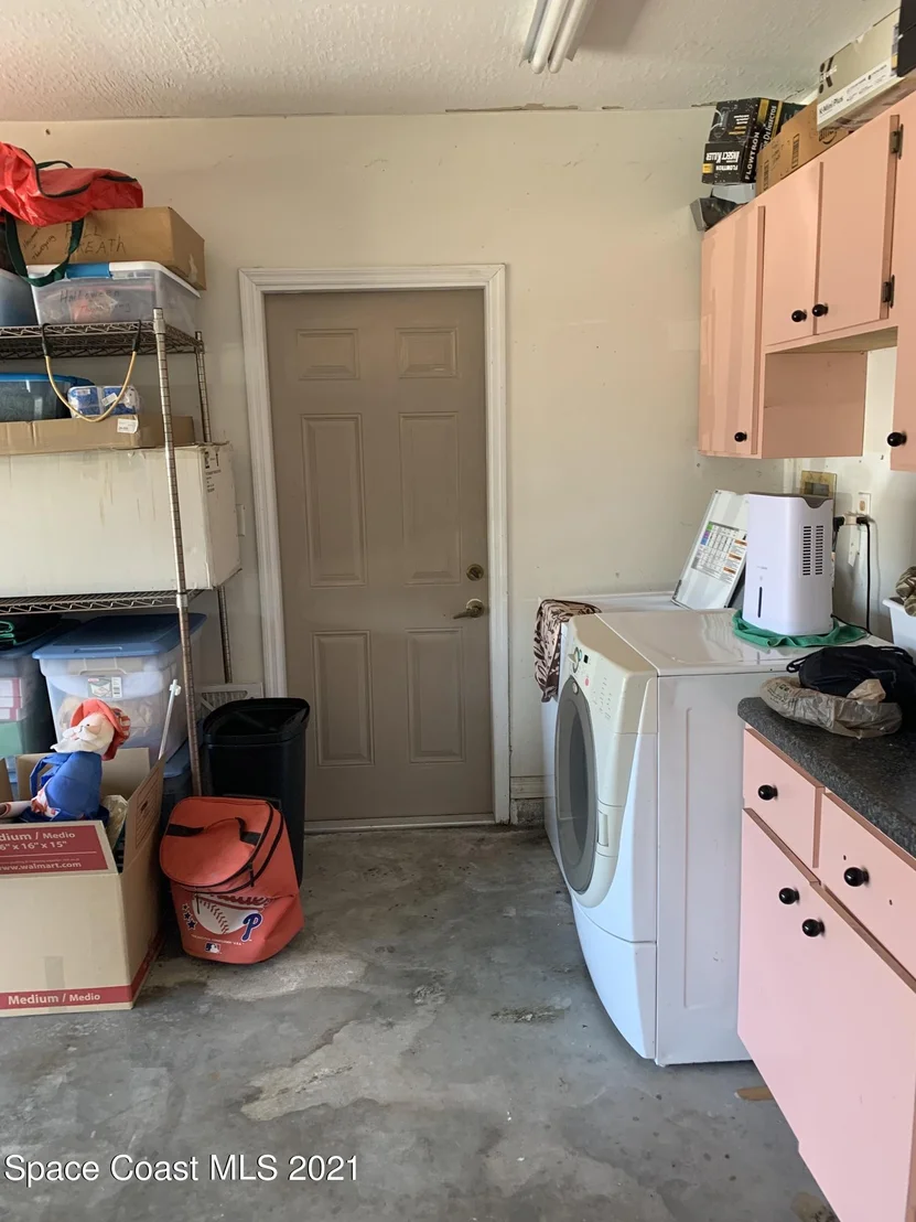 Photo of 6565 Dock Avenue