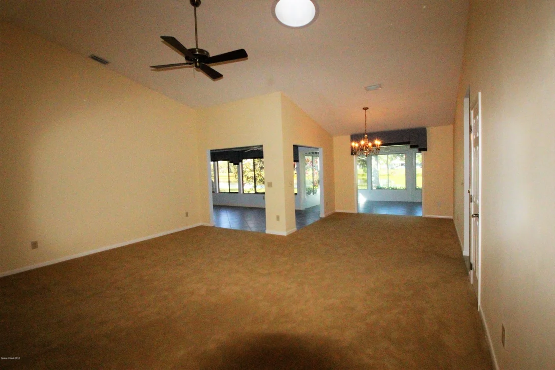 Photo of 1522 Frontier Drive