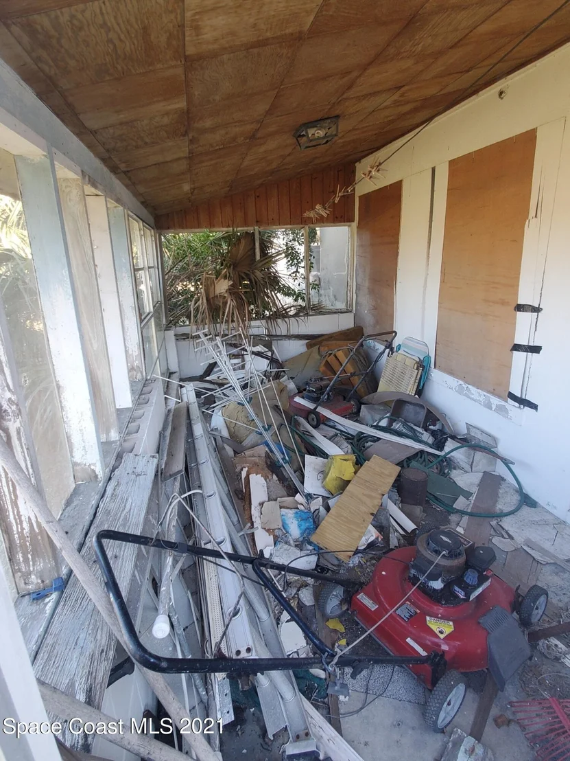 Photo of 1905 Golfview Drive