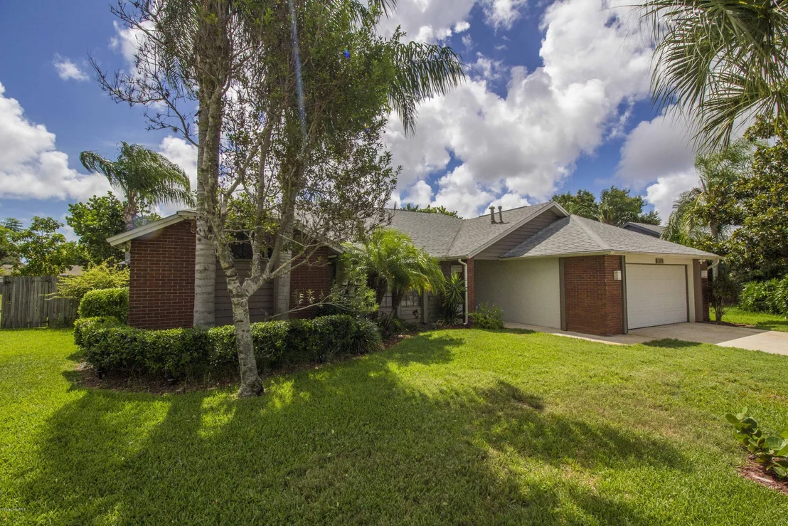 Photo of 2483 NOBILITY Avenue
