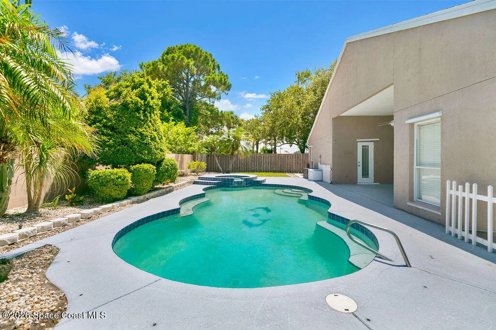 Photo of 443 Cobblewood Drive