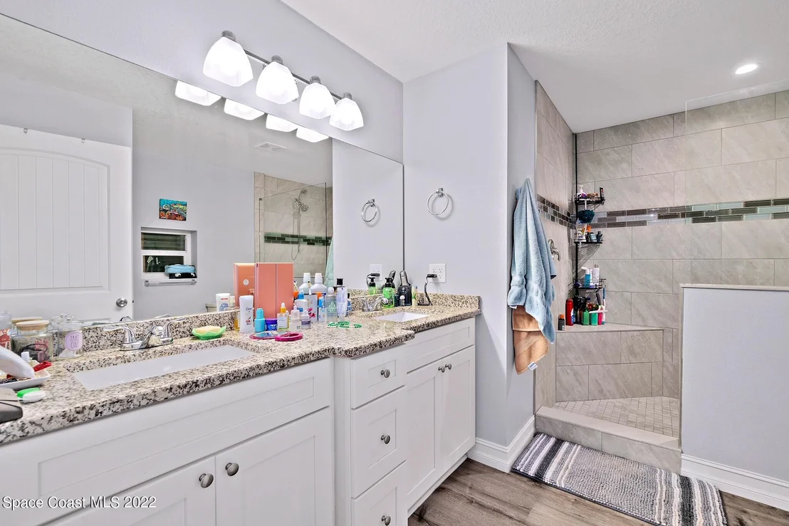 Photo of 2263 Saint Dunston Lane