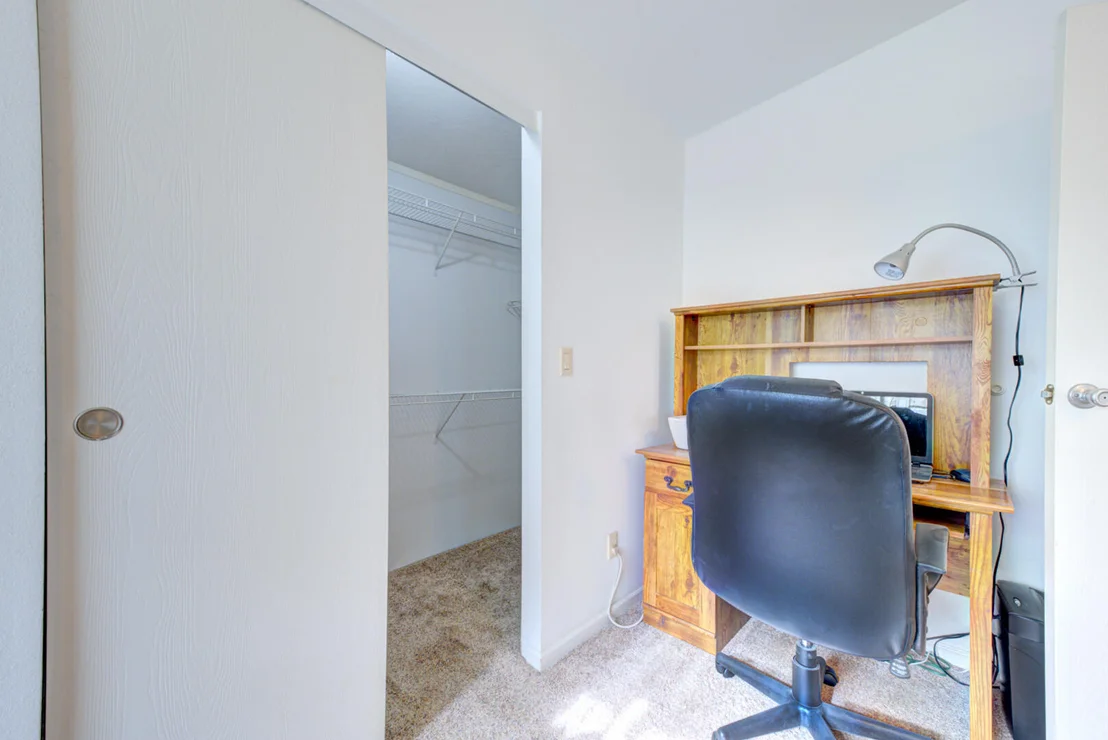 Photo of 665 Outer Drive