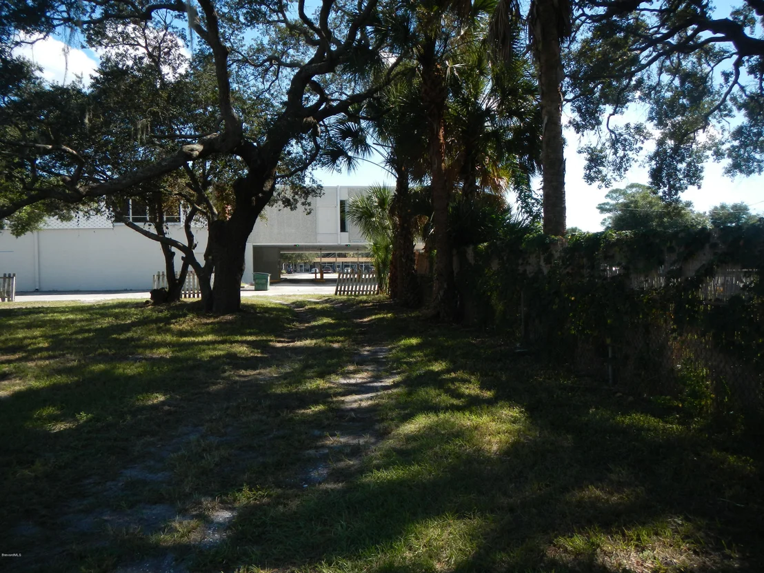 Photo of 1303 Jasmine Street