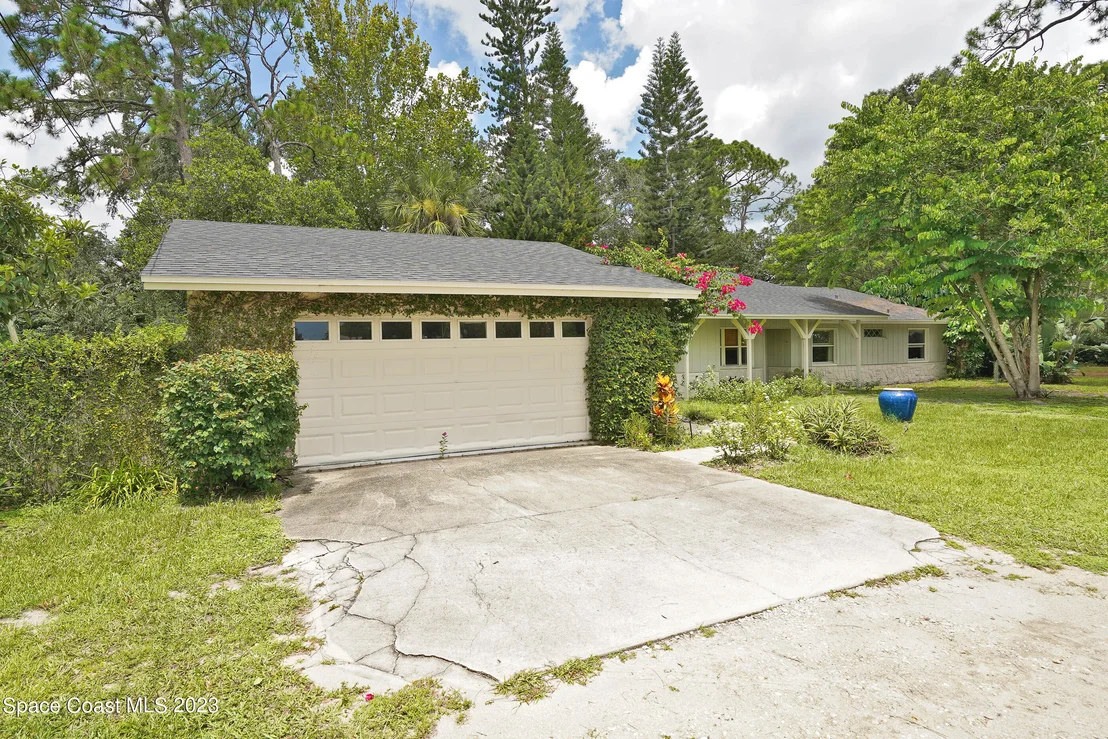 Photo of 2525 Friday Road