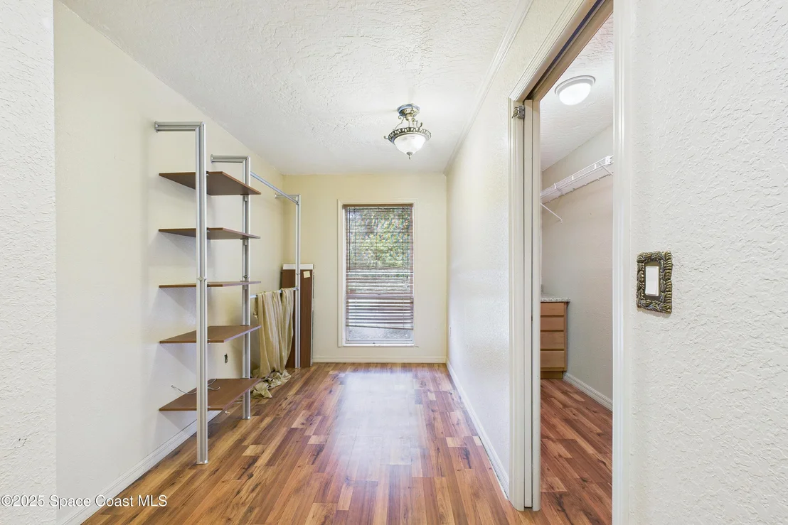 Photo of 3583 James Road