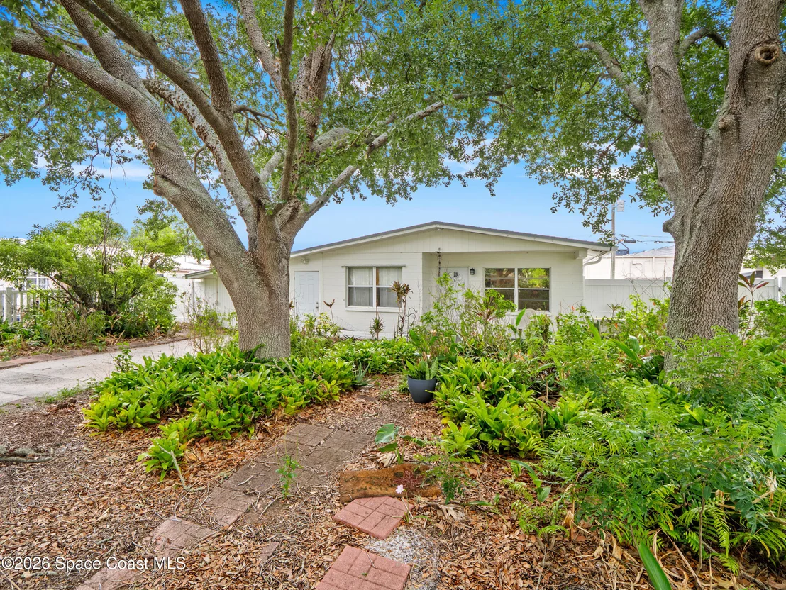 Photo of 979 Alexia Street