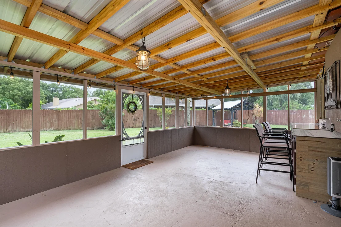 Photo of 4985 Cocoanut Drive
