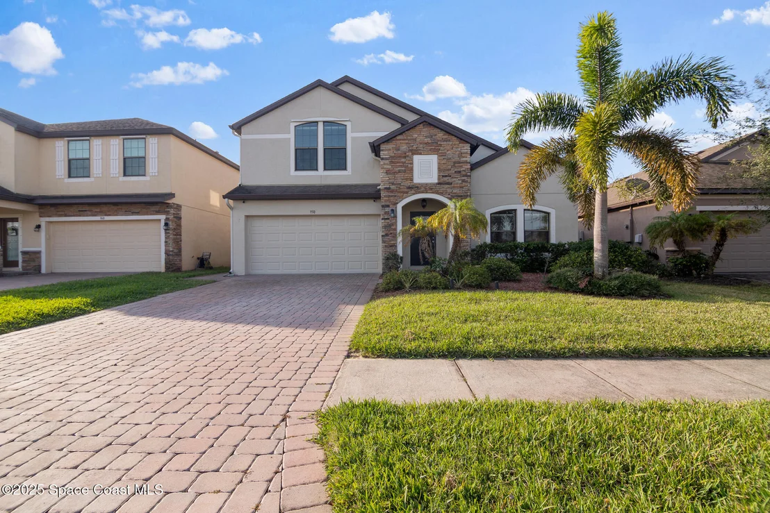 Photo of 950 Dillard Drive SE