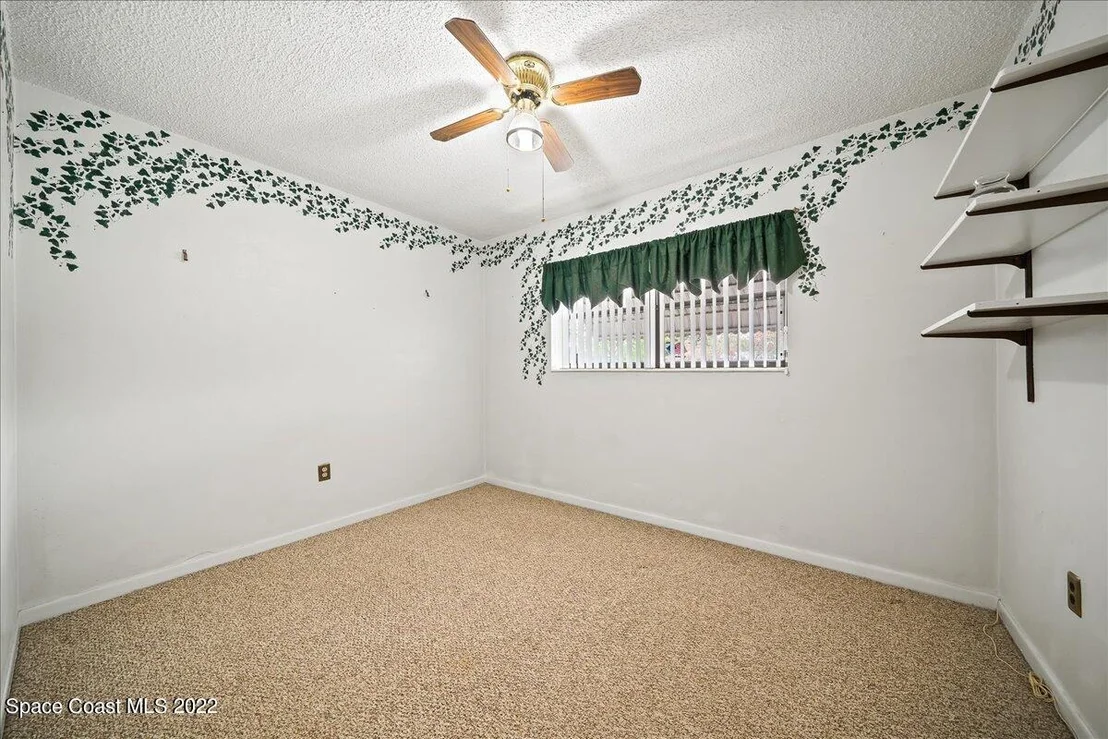Photo of 926 Glenmore Circle