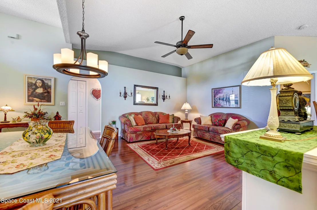 Photo of 2231 Spring Creek Circle NE