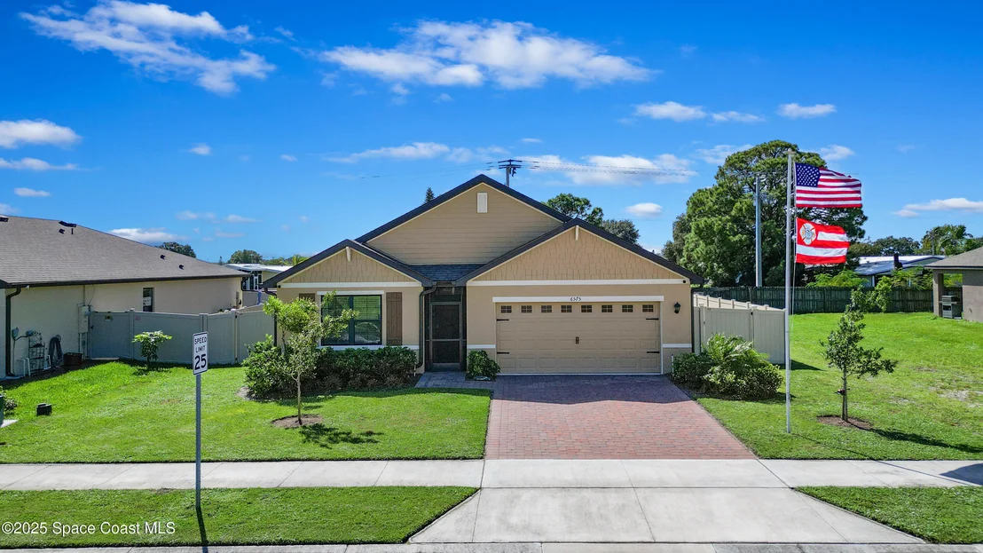 Photo of 6575 Topaz Drive