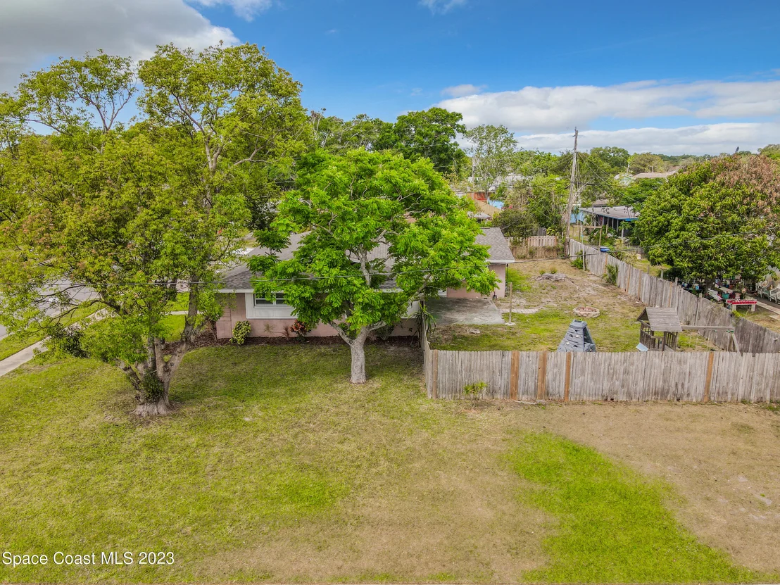 Photo of 2900 Cooper Drive