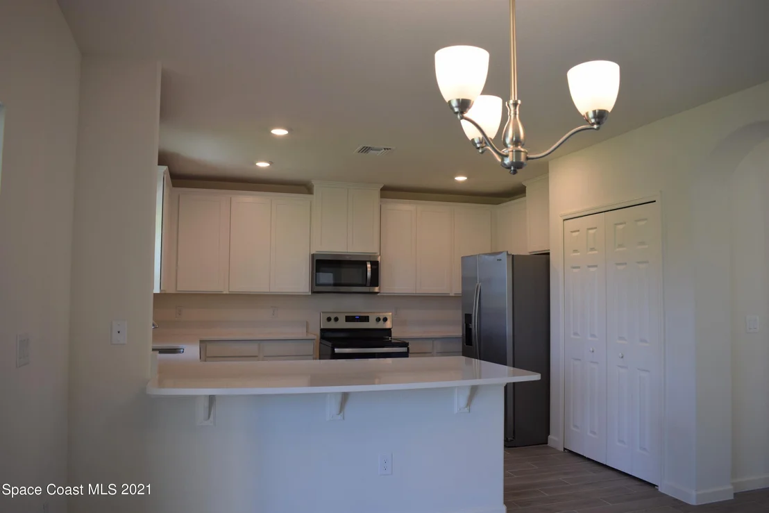 Photo of 319 Wiregrass Avenue