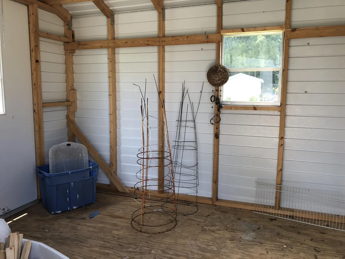 Photo of 949 Beach Lane