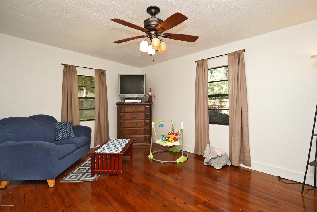 Photo of 4250 Skyway Drive