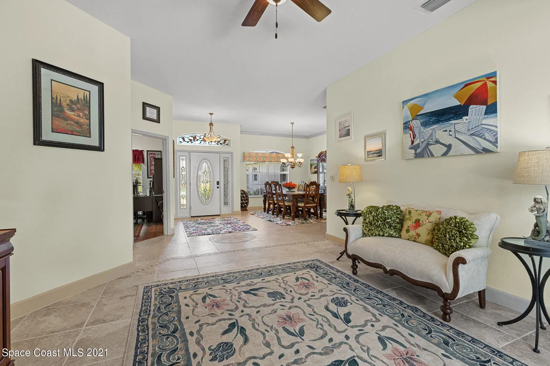 Photo of 170 Ridgemont Circle SE
