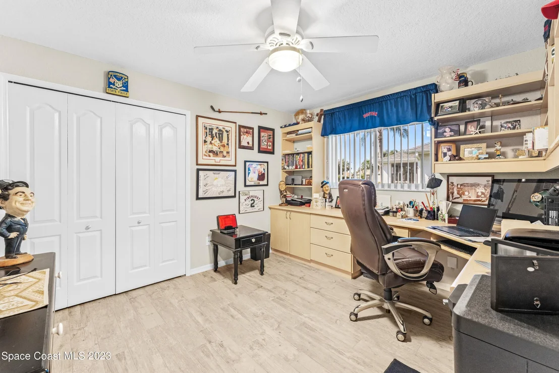Photo of 665 Carriage Hill Road
