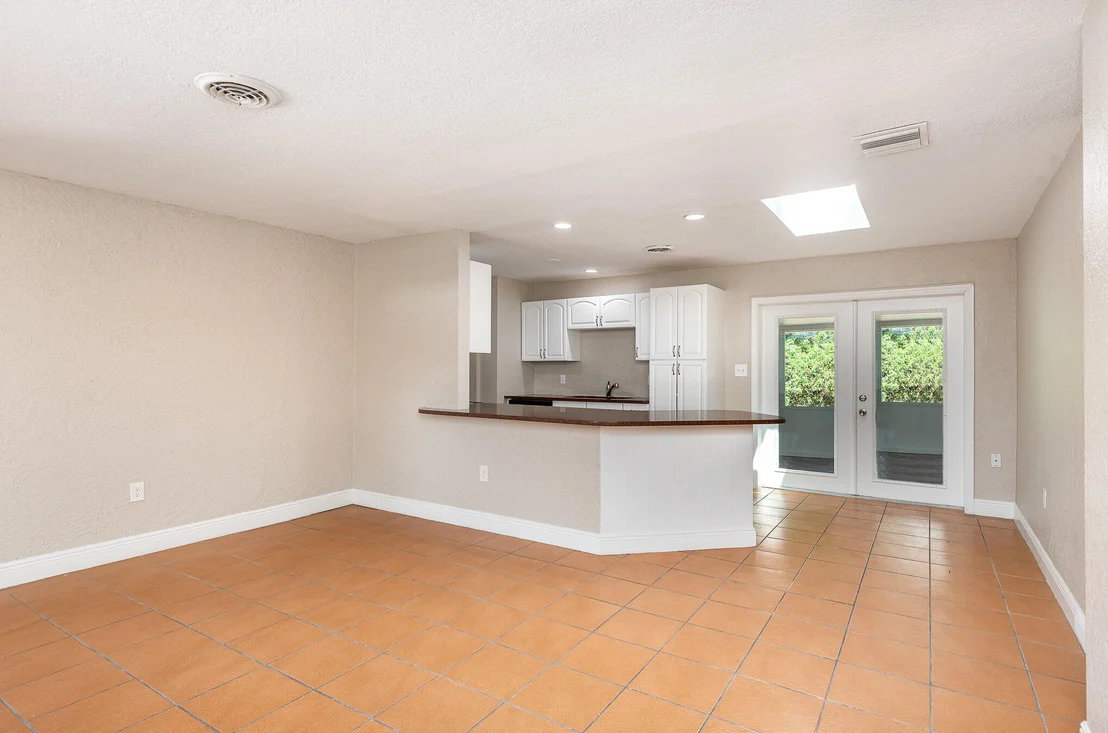 Photo of 1561 Arnold Drive