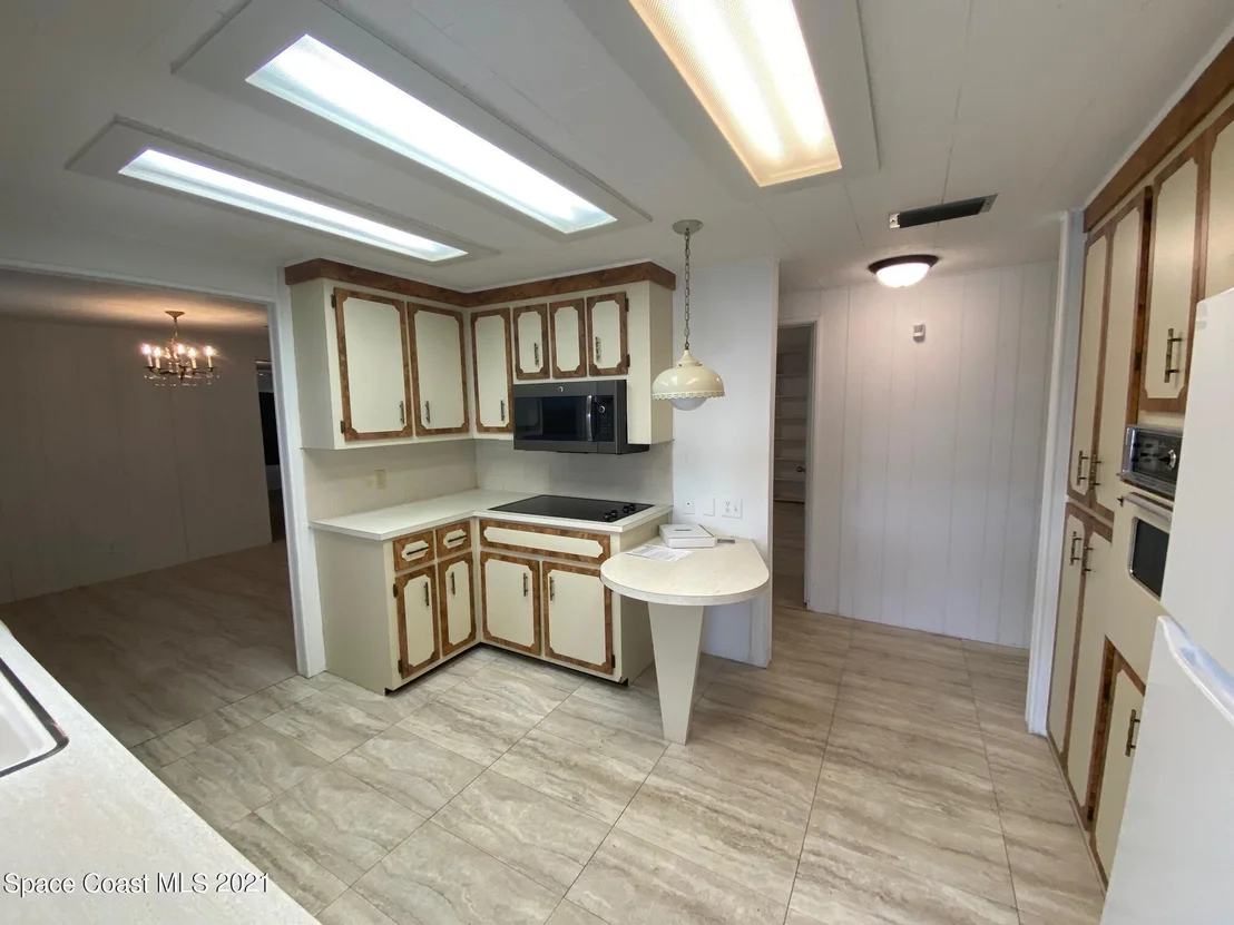 Photo of 544 Marnie Circle