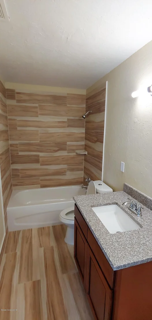 Photo of 1404 Rosemary Drive