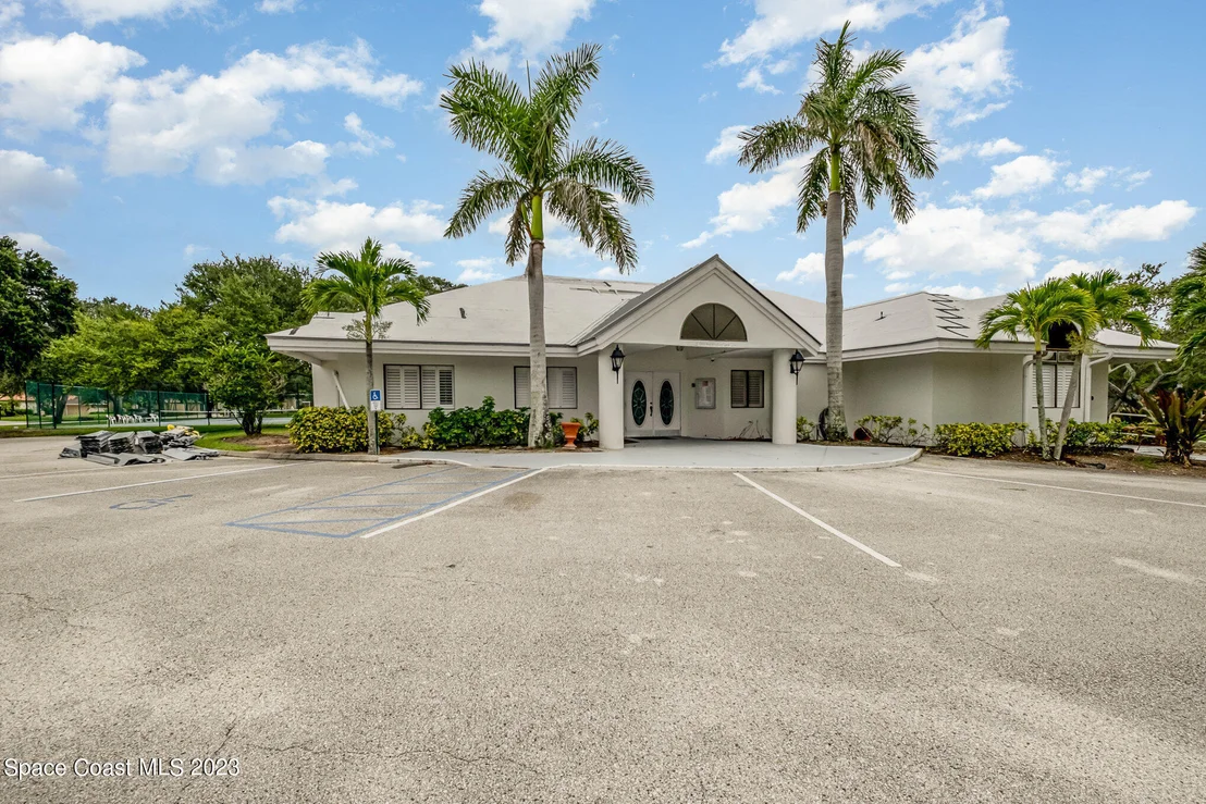 Photo of 544 Hummingbird Drive