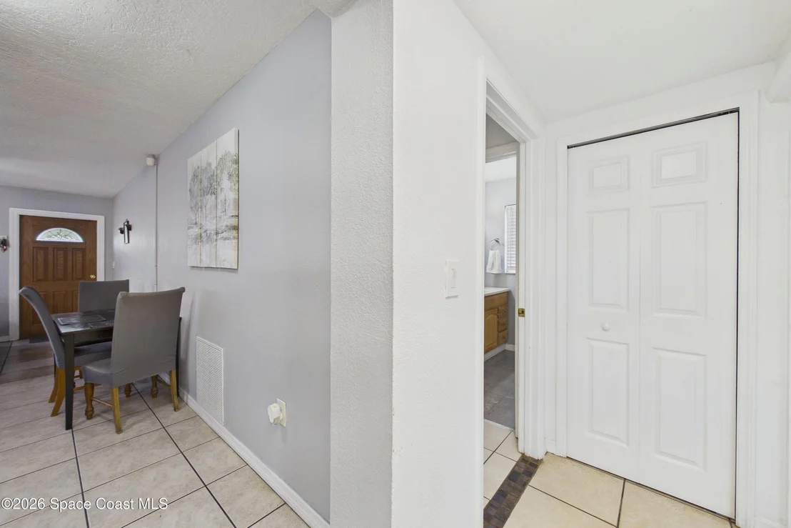 Photo of 2536 Stratford Drive