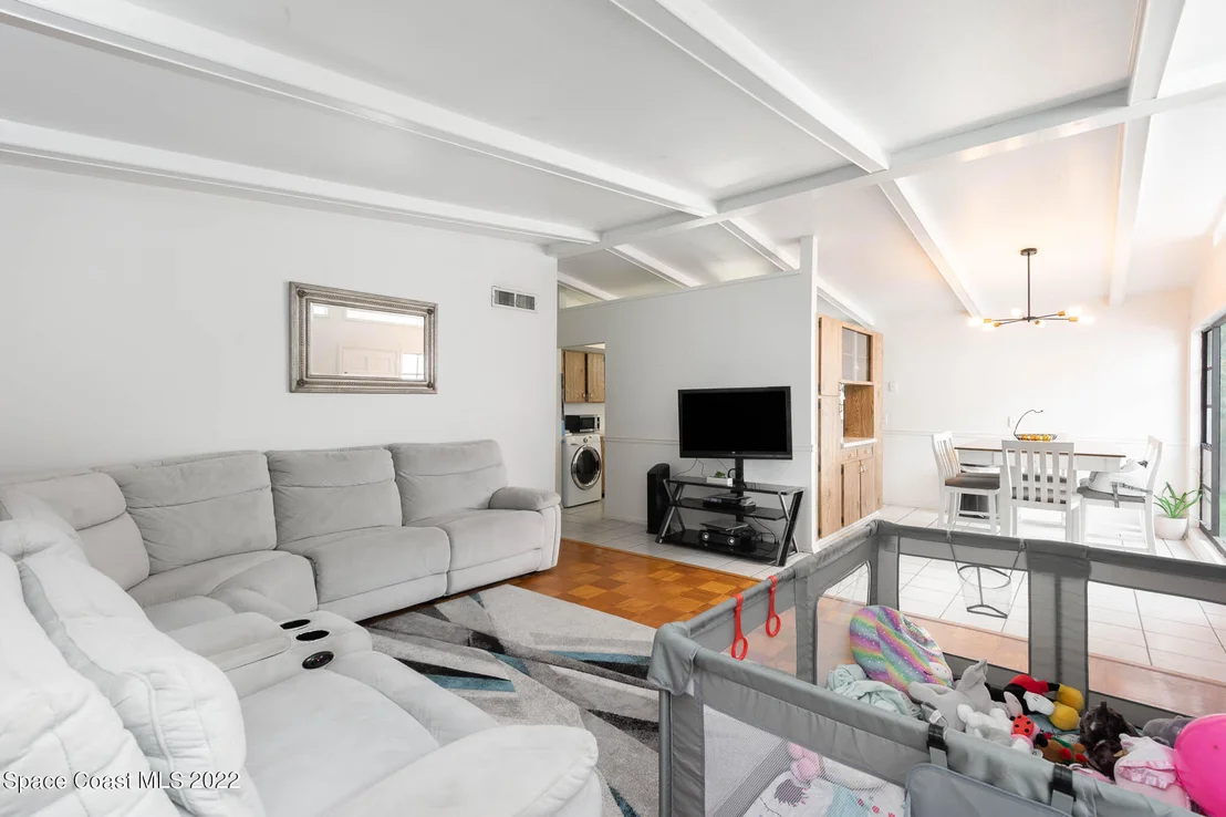 Photo of 1000 Noreen Boulevard