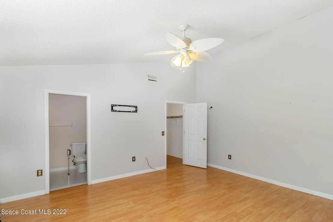 Photo of 5835 Baltimore Avenue