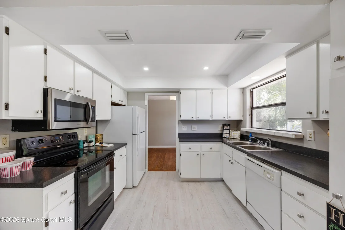 Photo of 808 Kensington Drive