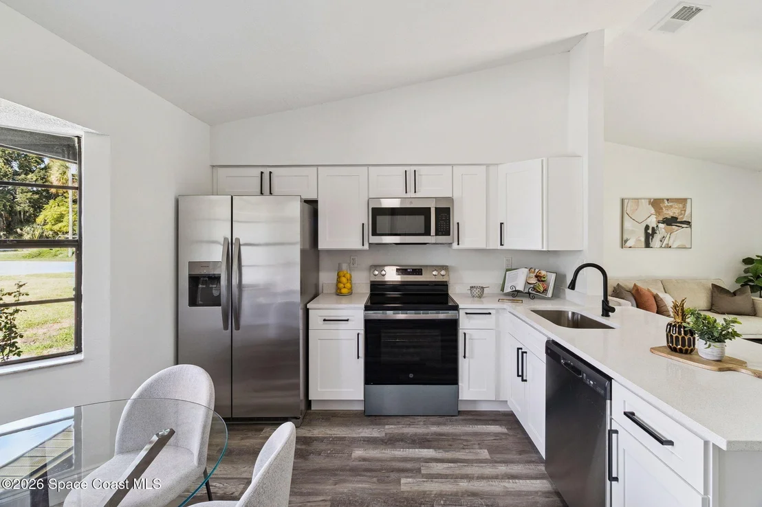 Photo of 6295 Janina Road
