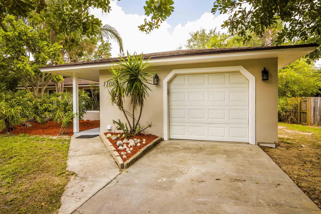 Photo of 11086 Roseland Road