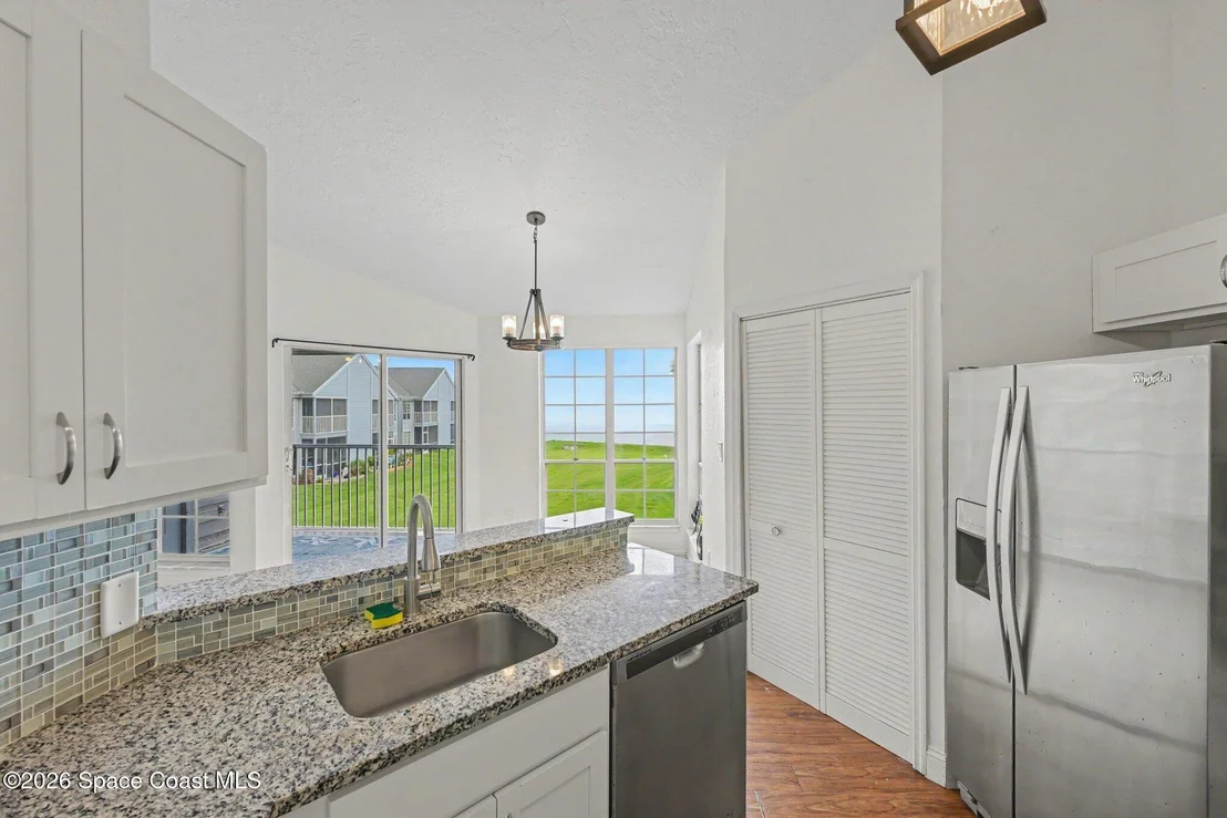 Photo of Unit UNITA202 at 7220 U.S. 1