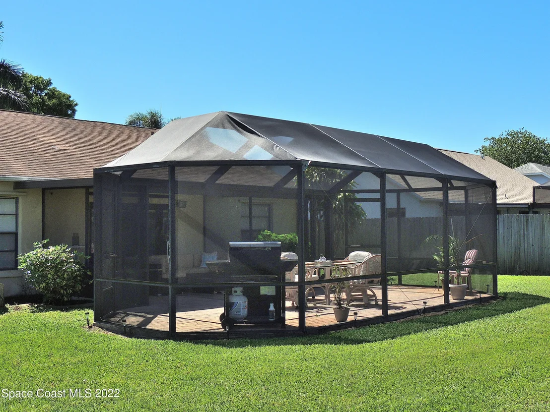 Photo of 900 Jamestown Drive