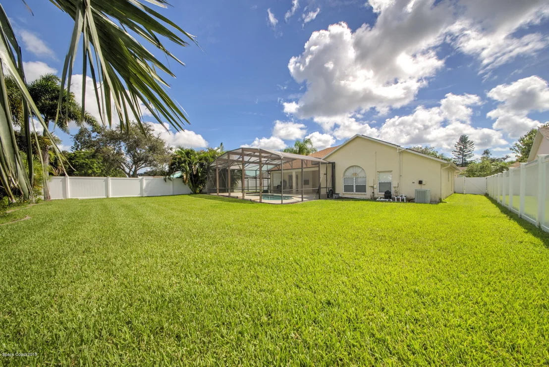 Photo of 3360 Meadowridge Drive