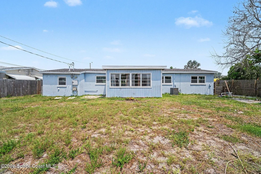 Photo of 112 SE 3rd Street