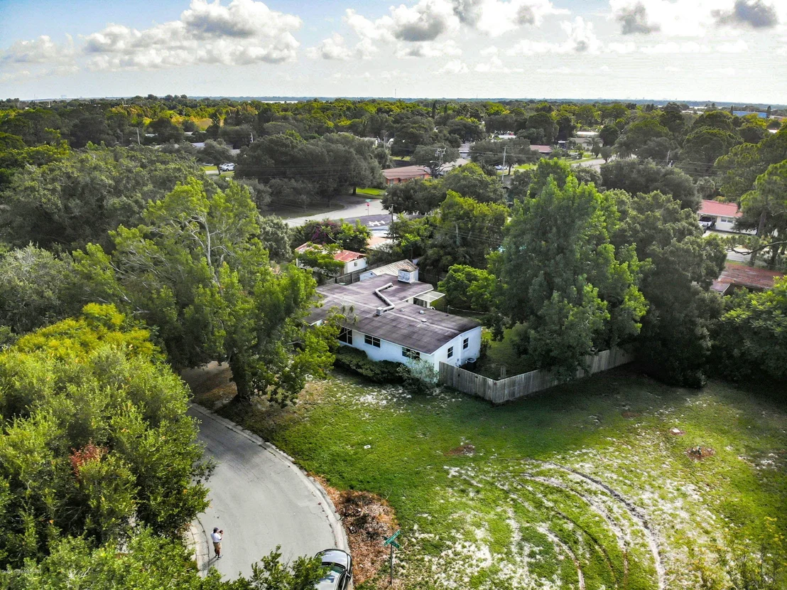 Photo of 1408 Harvard Drive