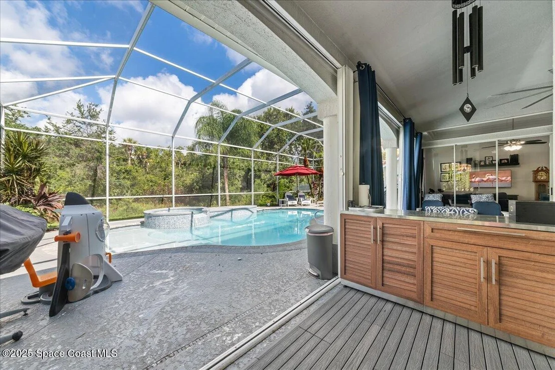 Photo of 370 Baytree Drive