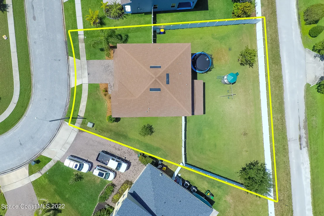 Photo of 1820 Bridgeport Circle