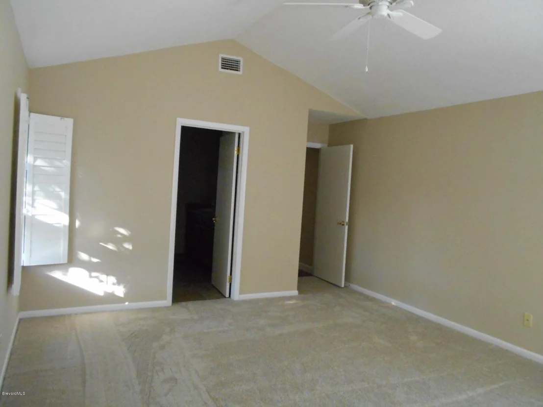Photo of 541 Nightingale Drive