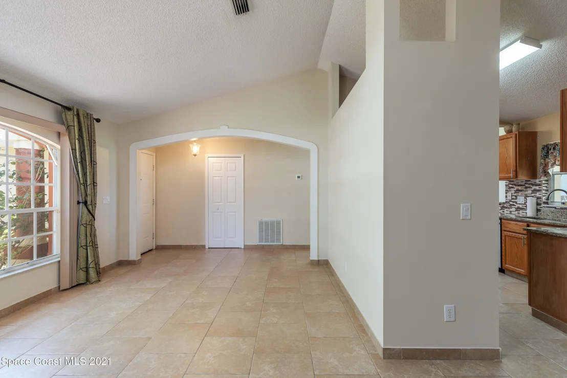 Photo of 1054 Jacaranda Circle