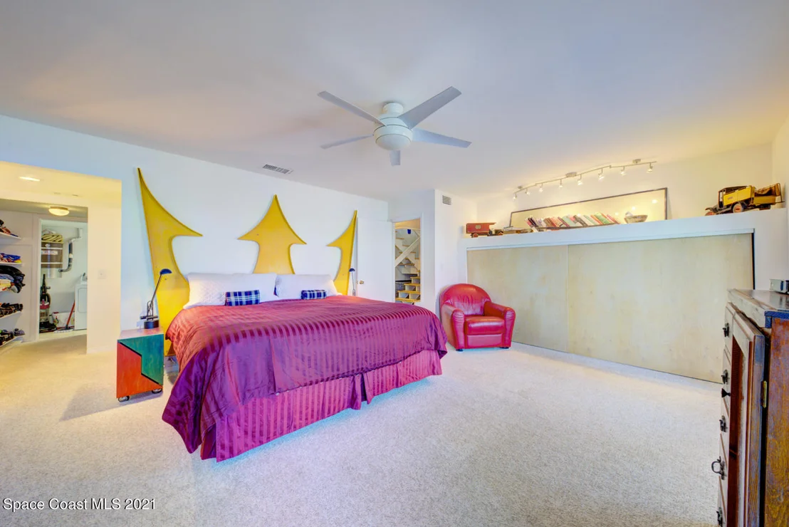 Photo of 2006 N Indian River Drive