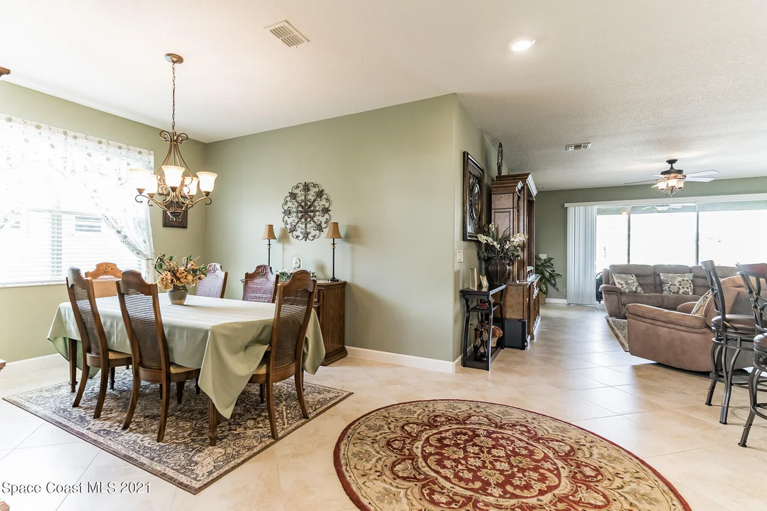 Photo of 3242 Balboa Place