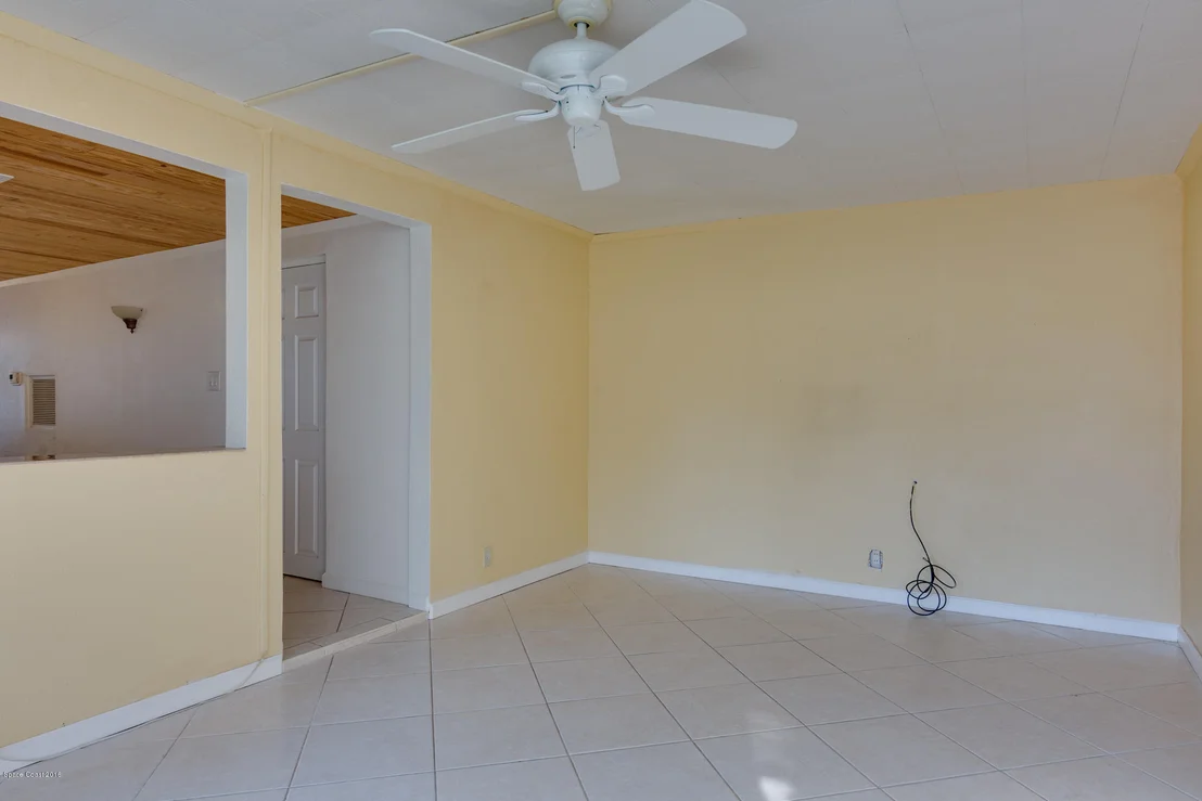 Photo of 769 Banyan Drive